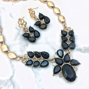 Cherryl's Jewelry - Black and Gold Statement Necklace Set Cherryl's Jewelry - Black and Gold Statement Necklace Set